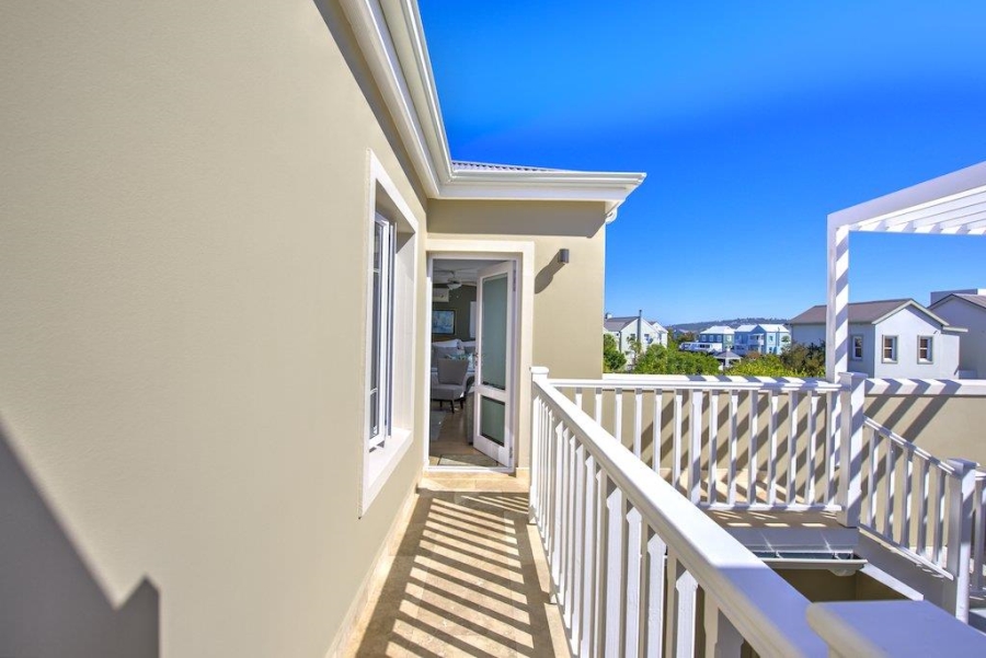 To Let 4 Bedroom Property for Rent in Thesen Islands Western Cape
